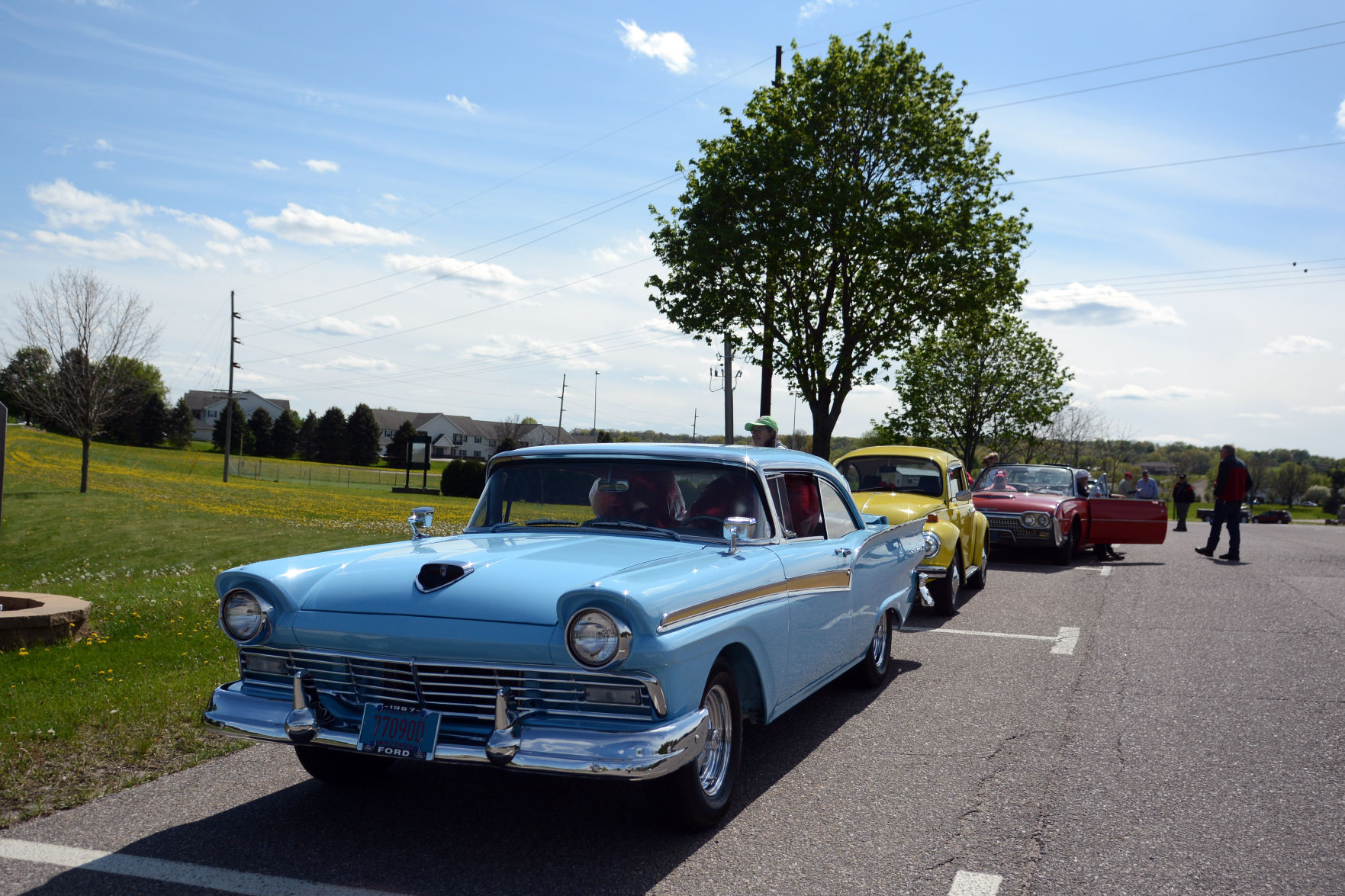 Oak Park Place classic car parade